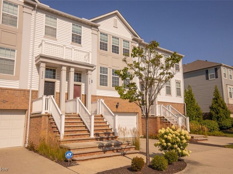 6380 Park Pointe Court, Pepper Pike, OH 44124 Photo 3