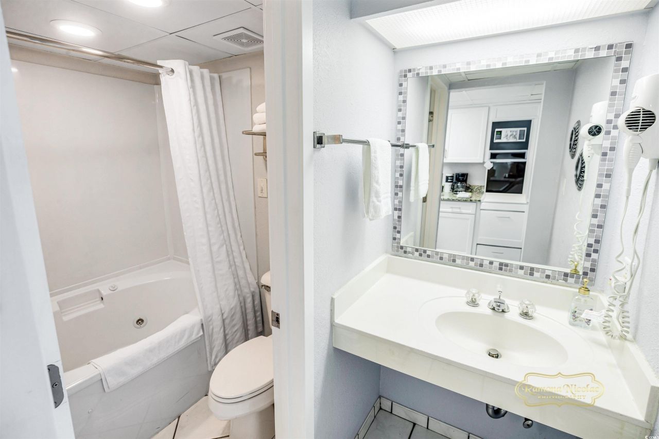 2301 N Ocean Blvd. Photo 11