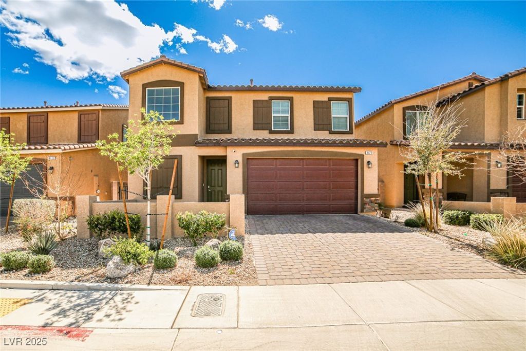 4423 Creekside Cavern Avenue, North Las Vegas, NV 89084 Main Photo