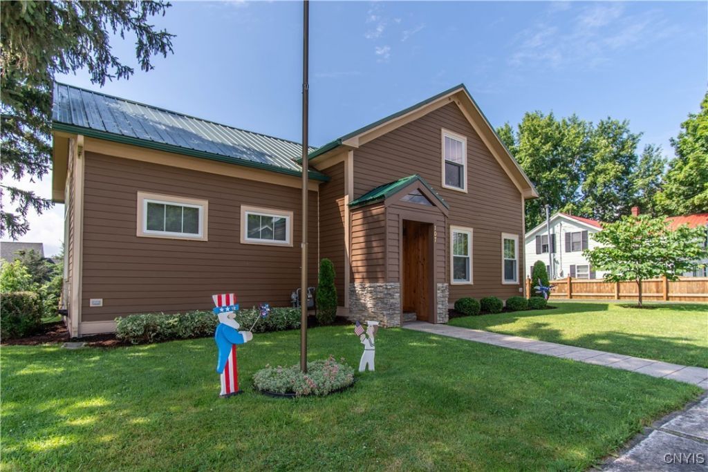 107 W Kirby Street, Dexter, NY 13634 Main Photo