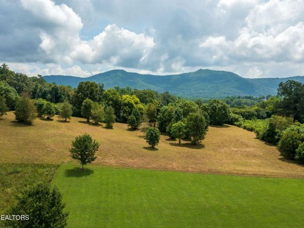 4151 Newport Hwy, Sevierville, TN 37876