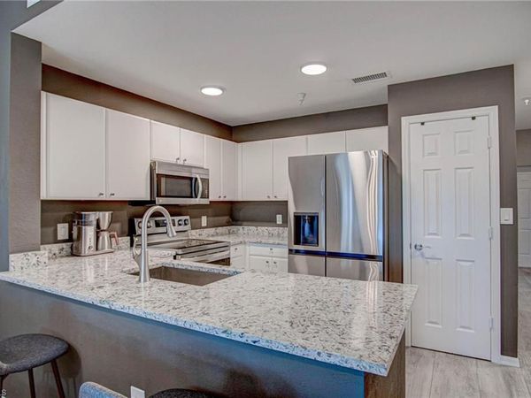 4450 Botanical Place CIR, Unit 406, NAPLES, FL 34112