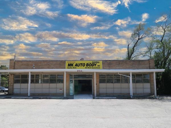 955 Rand Road, Des Plaines, IL 60016