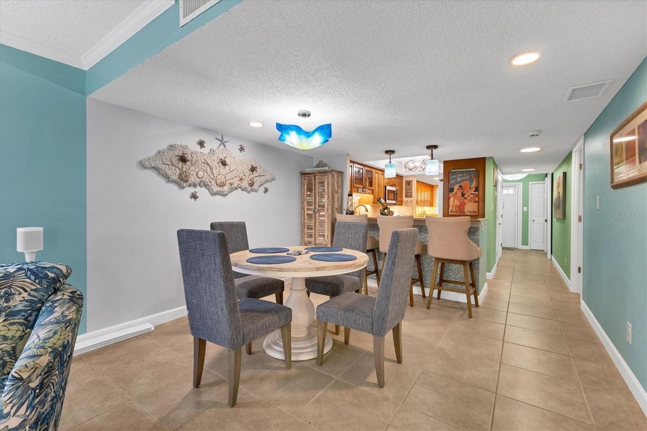 8776 Midnight Pass Road, Unit C107, Sarasota, FL 34242 Photo