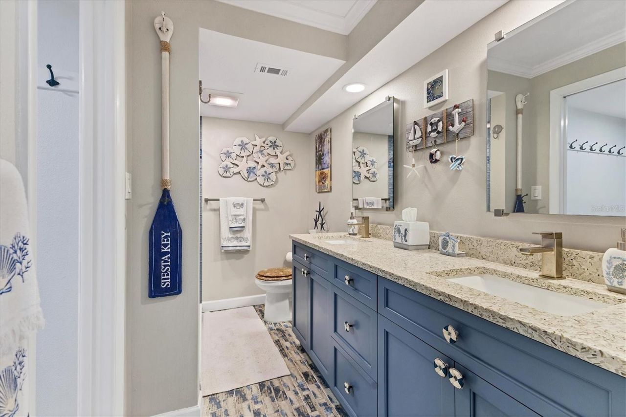 8776 Midnight Pass Road, Unit C107, Sarasota, FL 34242 Photo