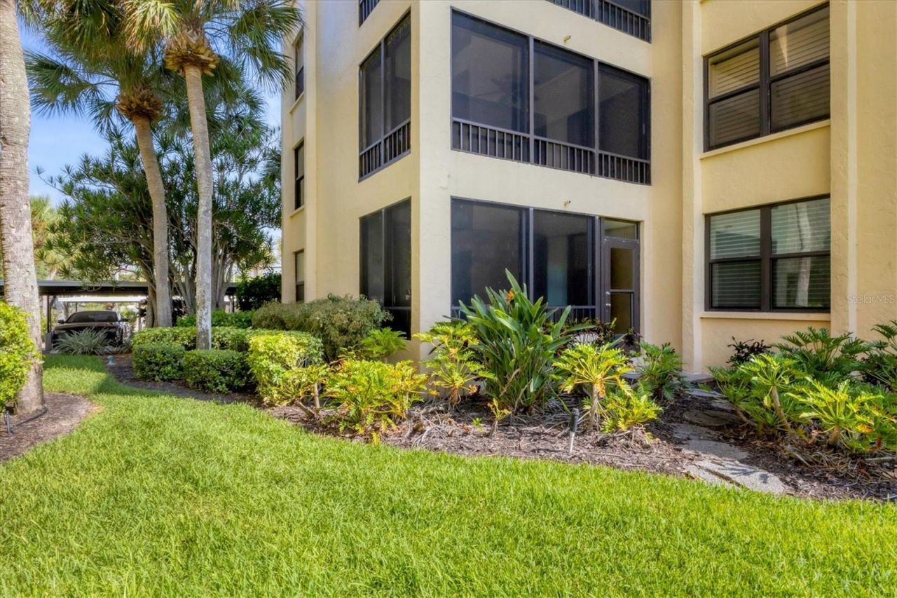 8776 Midnight Pass Road, Unit C107, Sarasota, FL 34242 Photo