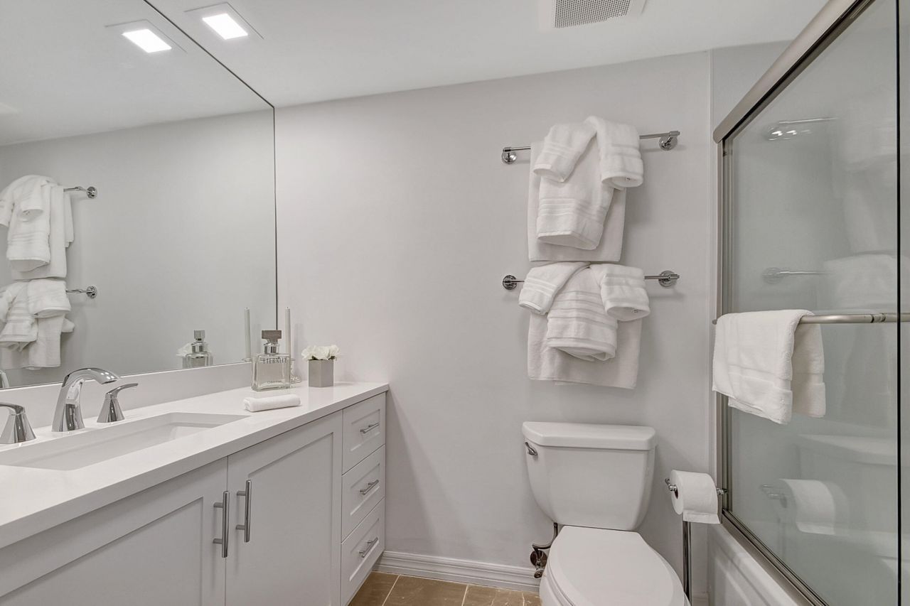 3605 S Ocean Boulevard, Unit 318, South Palm Beach, FL 33480 Photo