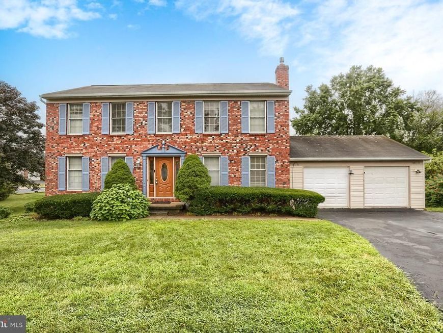 6418 Gillingham Lane, Harrisburg, PA 17111 Main Photo