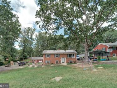 1011 FICKLEN ROAD, FREDERICKSBURG, VA 22405