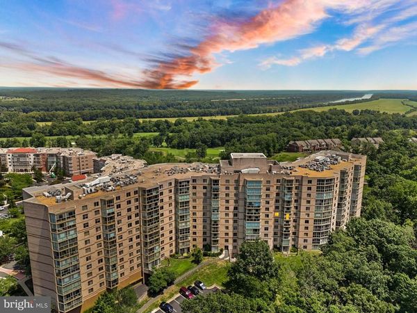 19385 CYPRESS RIDGE TERRACE, Unit 522, LEESBURG, VA 20176