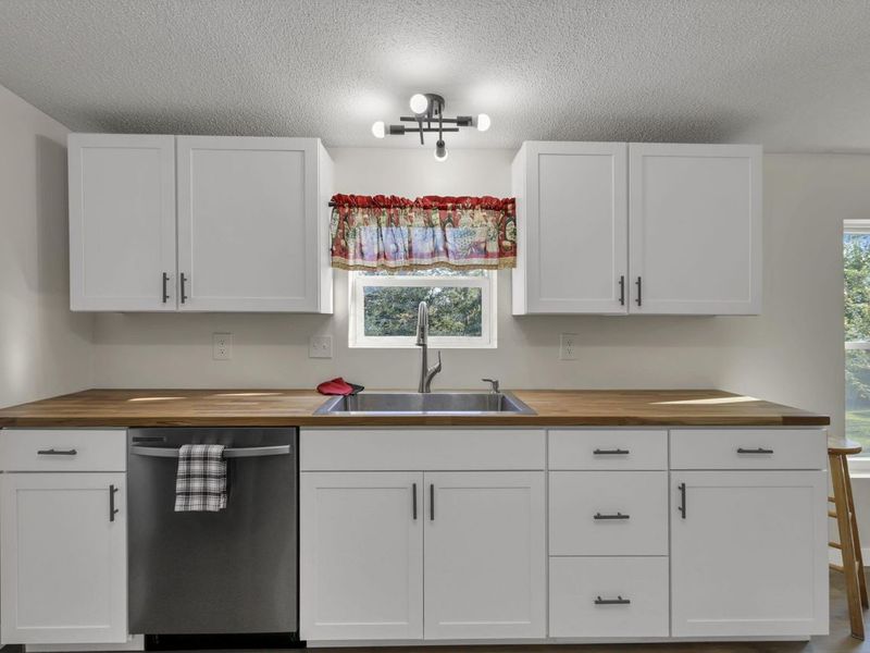 5475 Rush Creek Road, Somerset, OH 43783 Photo 16