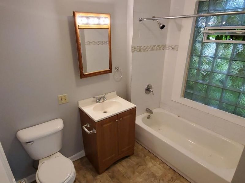 4965 Glenway Avenue, Cincinnati, OH 45238 Photo 8