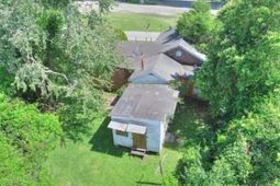 2026 Little Avenue photo 4