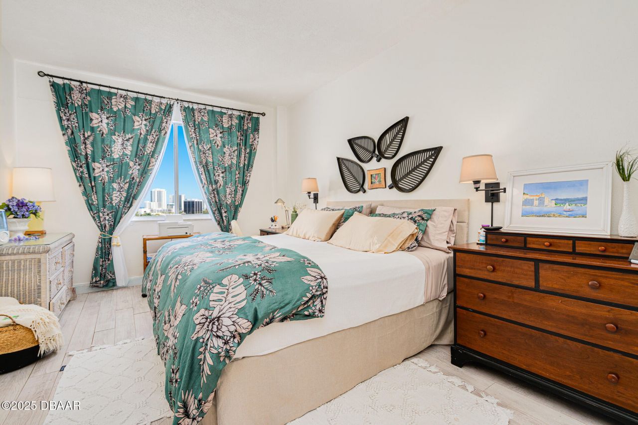 935 N Halifax Avenue, Unit 1104, Daytona Beach, FL 32118 Photo