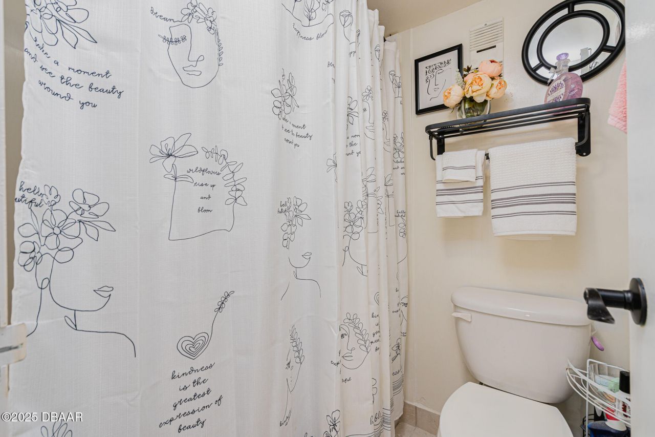 935 N Halifax Avenue, Unit 1104, Daytona Beach, FL 32118 Photo