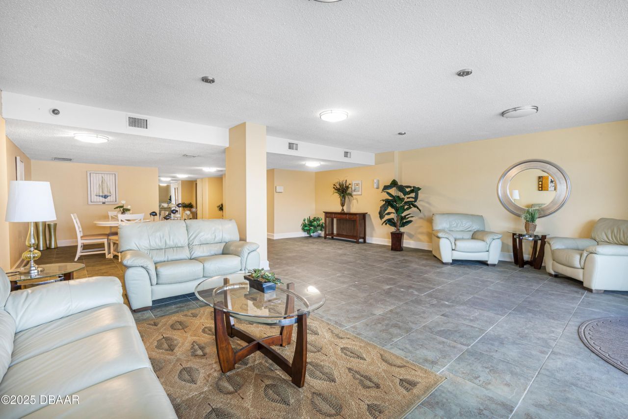 935 N Halifax Avenue, Unit 1104, Daytona Beach, FL 32118 Photo