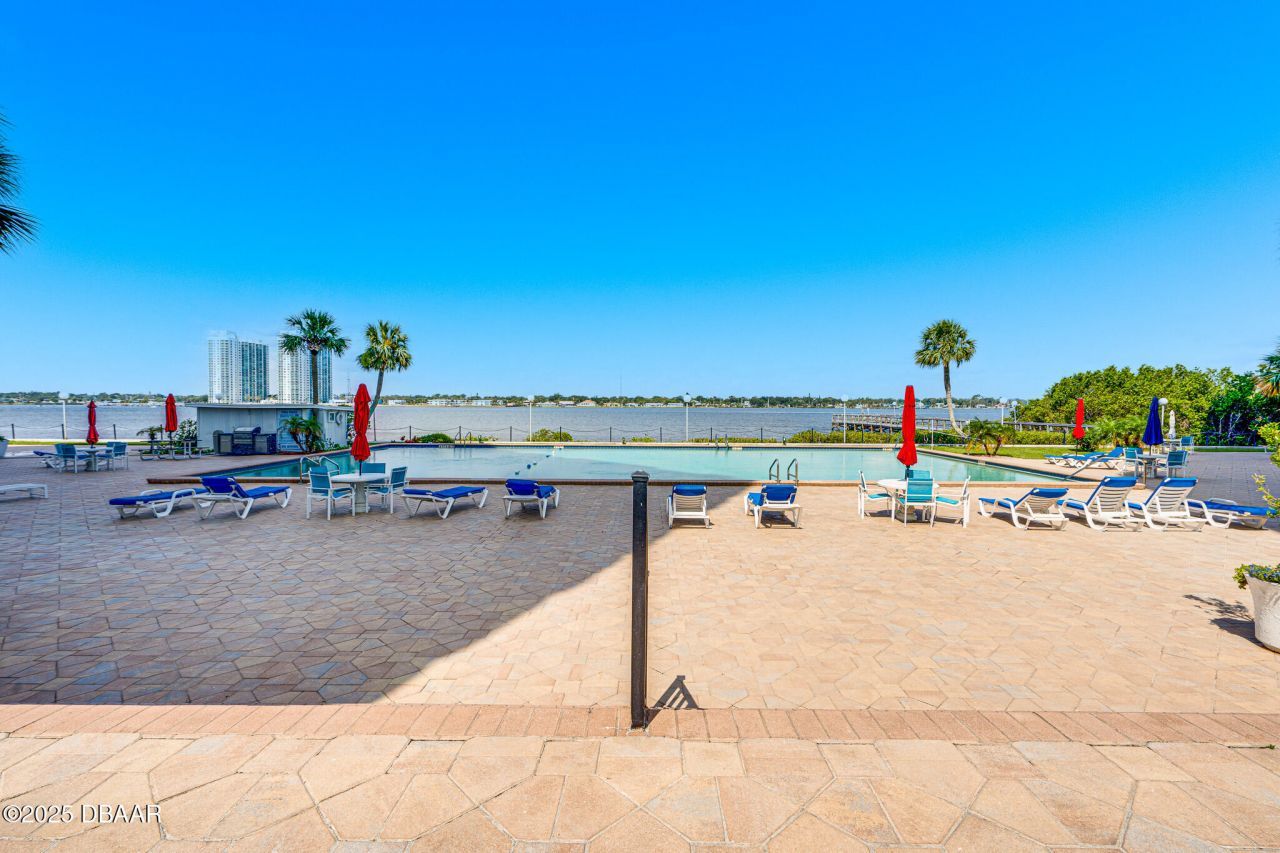 935 N Halifax Avenue, Unit 1104, Daytona Beach, FL 32118 Photo