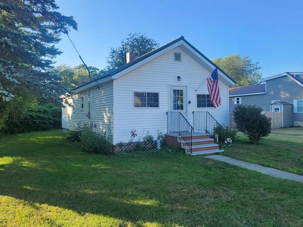 17 Willow Street, Howland, ME 04448