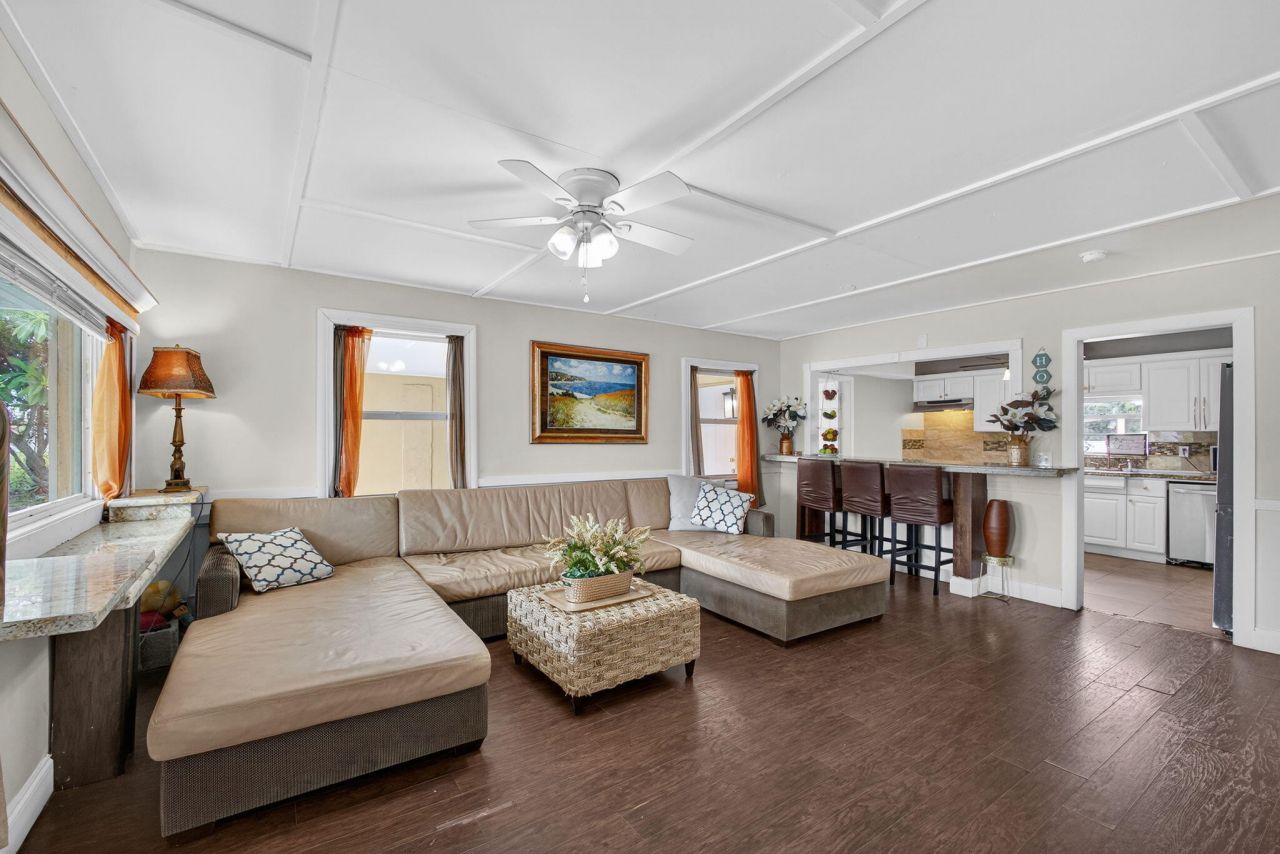 1136 W 7th Street, Riviera Beach, FL 33404 Photo