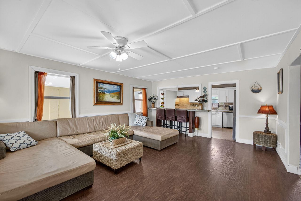 1136 W 7th Street, Riviera Beach, FL 33404 Photo