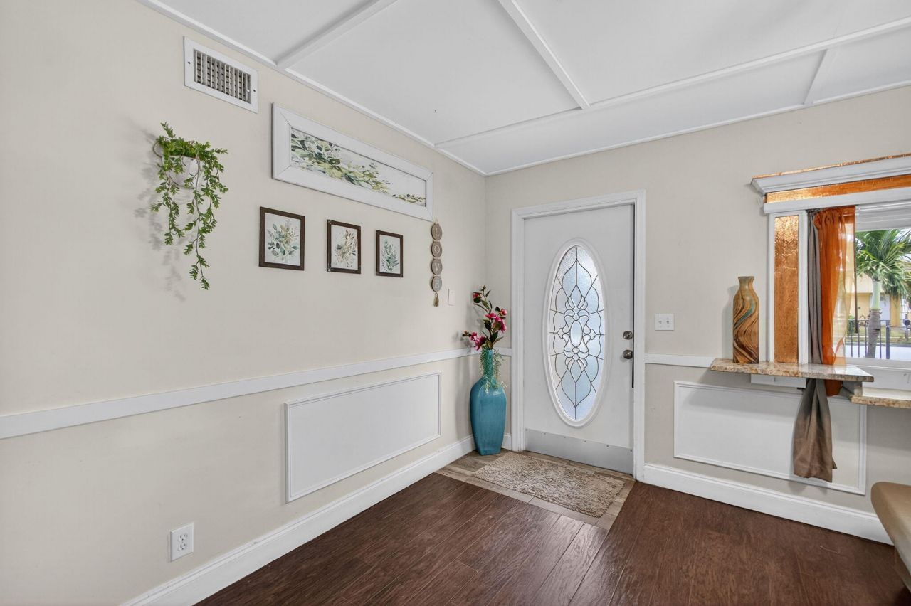 1136 W 7th Street, Riviera Beach, FL 33404 Photo