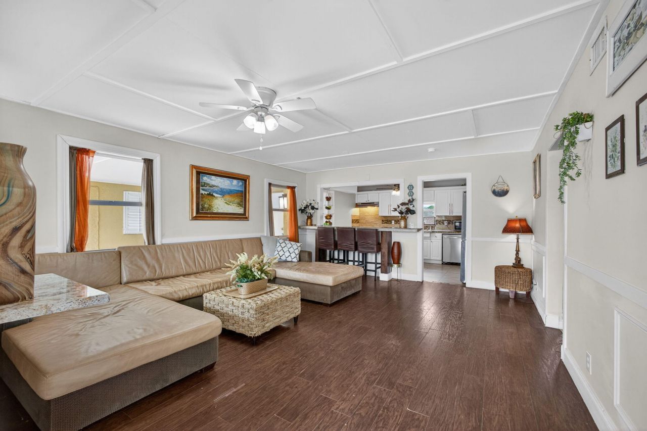 1136 W 7th Street, Riviera Beach, FL 33404 Photo