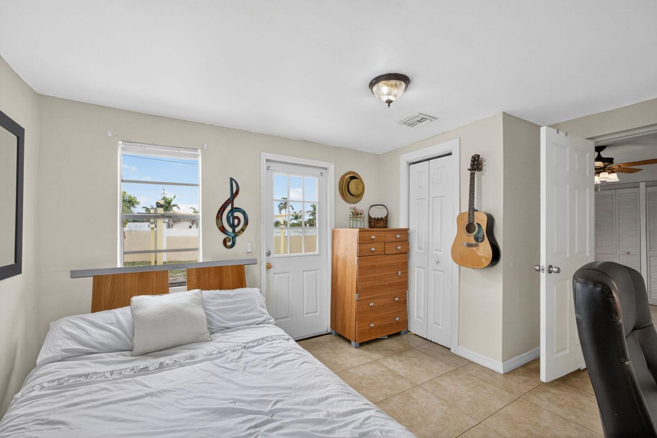 1136 W 7th Street, Riviera Beach, FL 33404 Photo