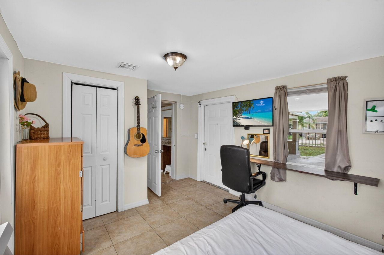 1136 W 7th Street, Riviera Beach, FL 33404 Photo