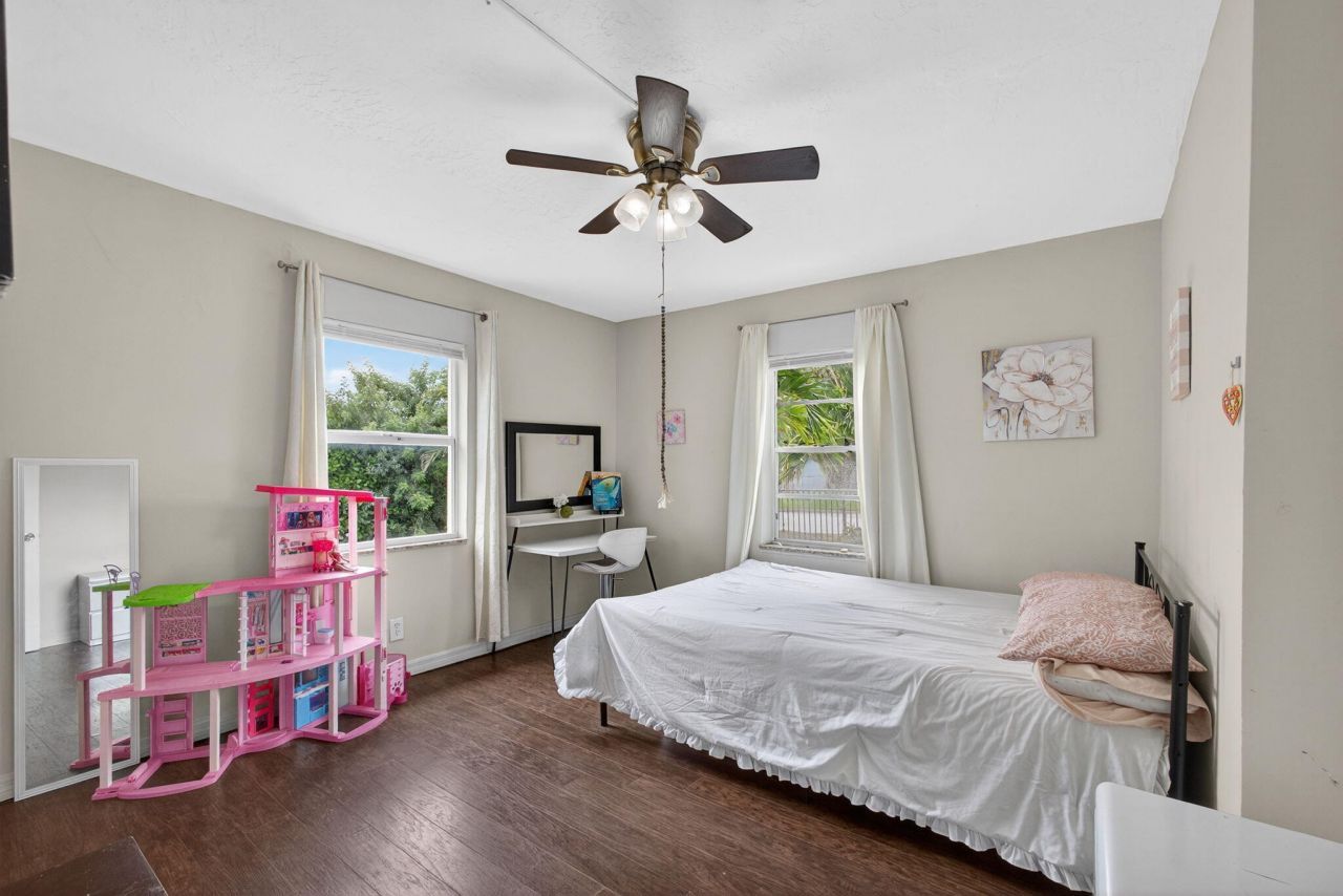 1136 W 7th Street, Riviera Beach, FL 33404 Photo