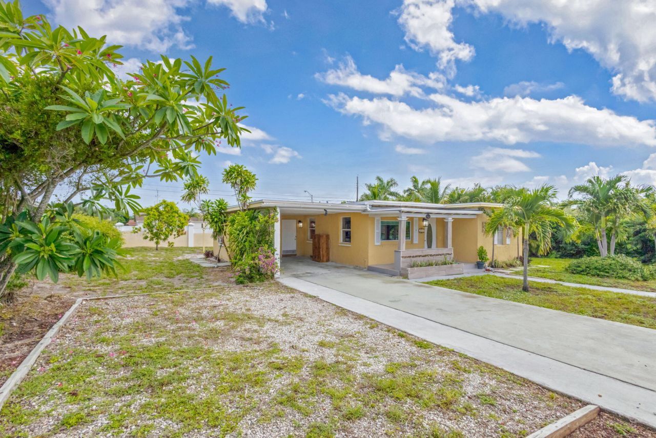 1136 W 7th Street, Riviera Beach, FL 33404 Photo