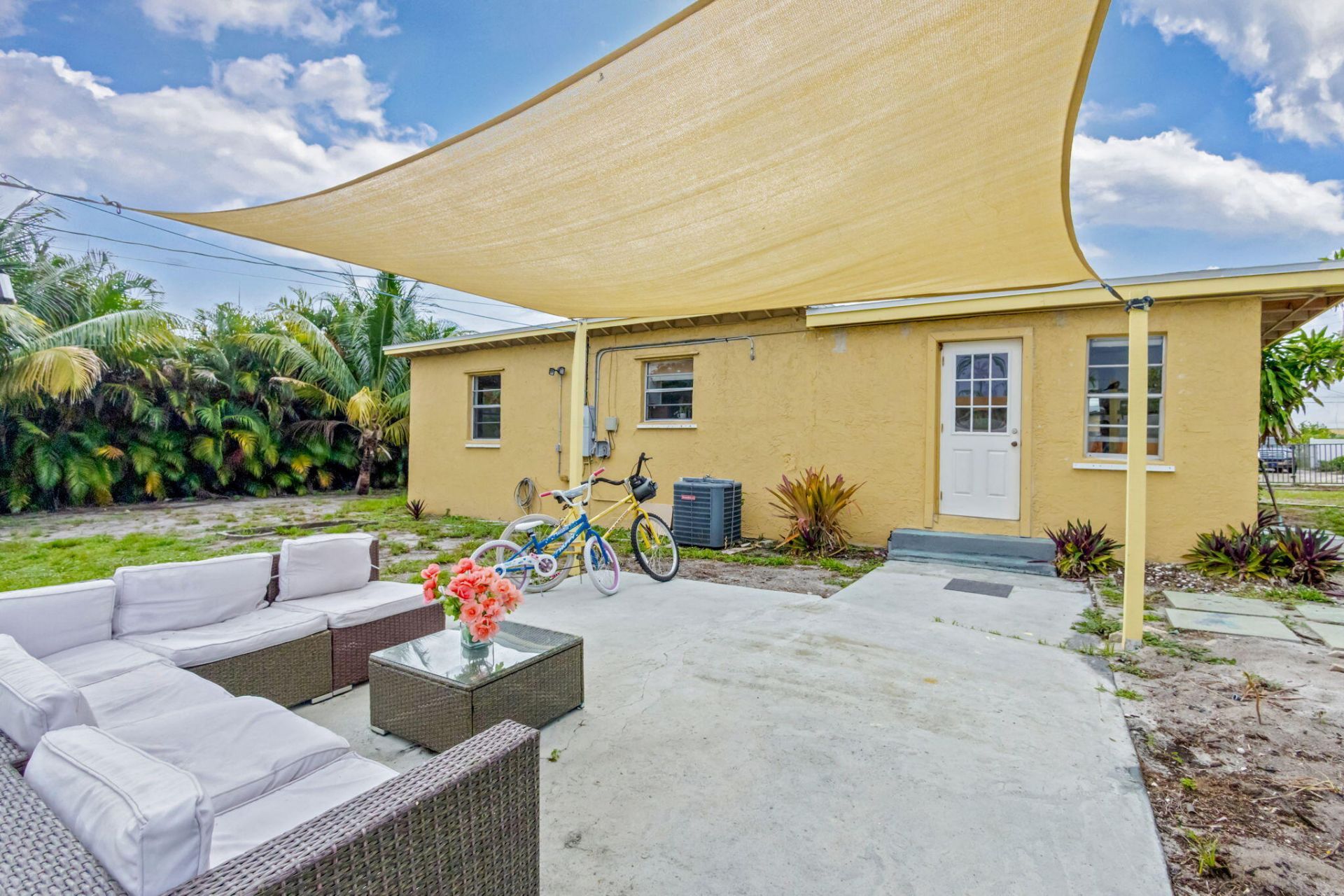1136 W 7th Street, Riviera Beach, FL 33404 Photo
