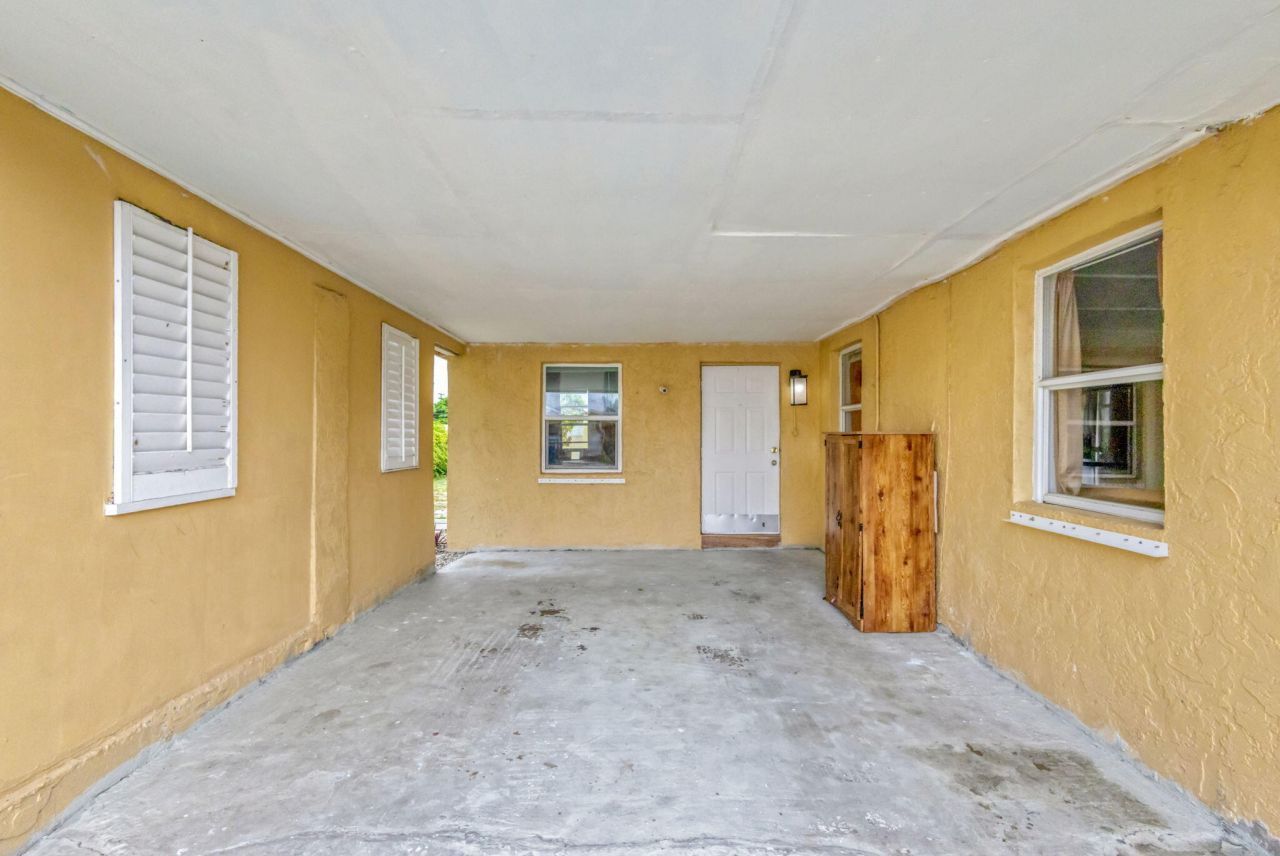 1136 W 7th Street, Riviera Beach, FL 33404 Photo