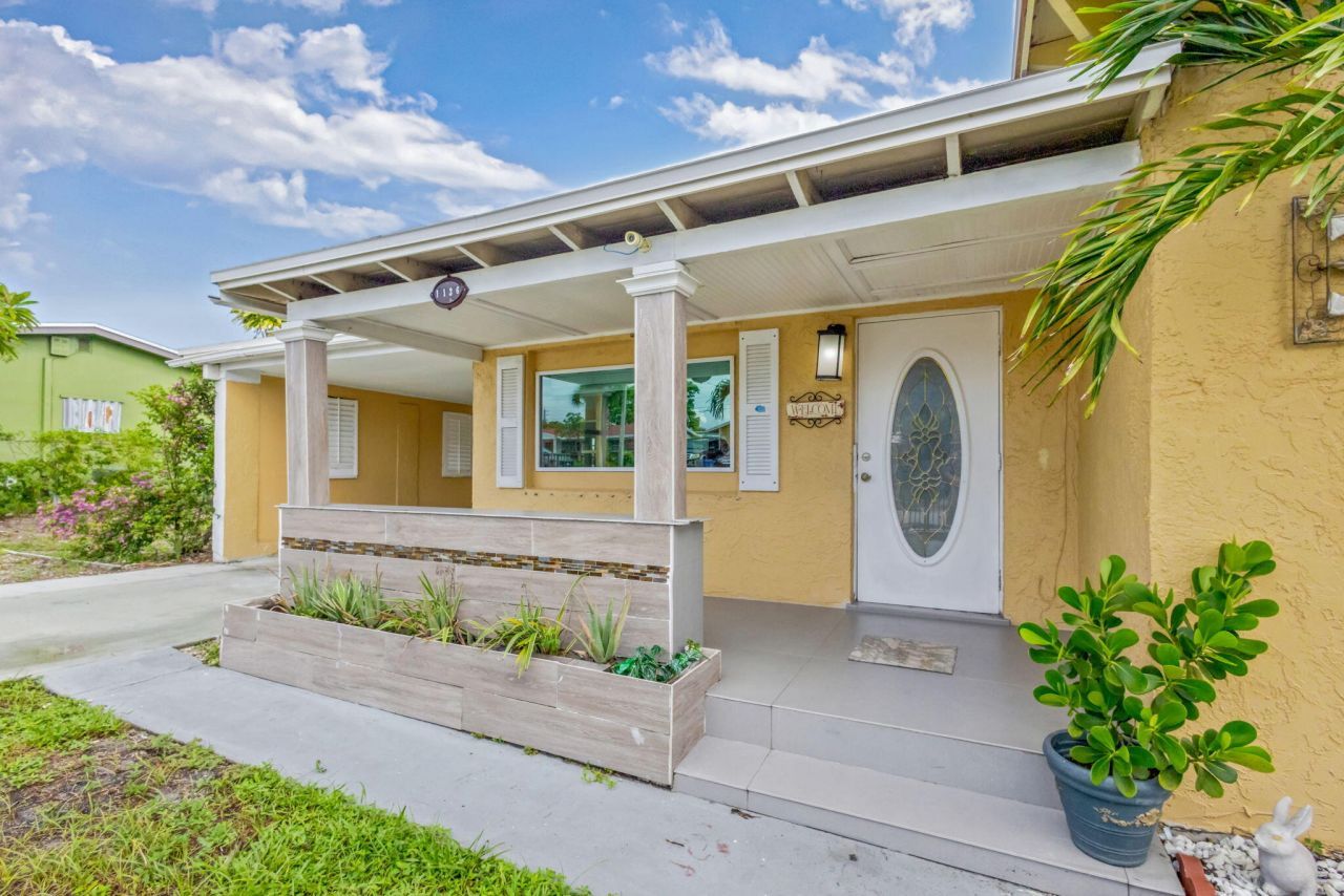 1136 W 7th Street, Riviera Beach, FL 33404 Photo