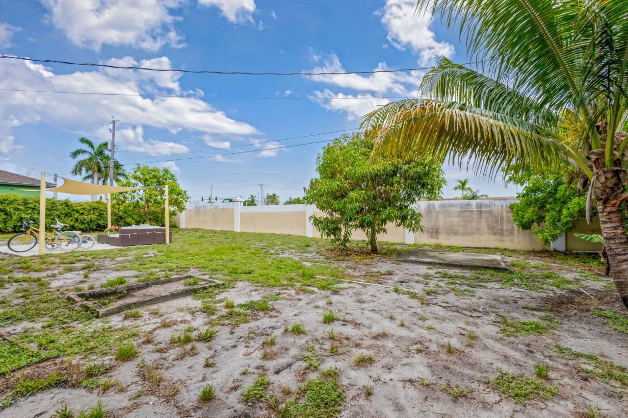 1136 W 7th Street, Riviera Beach, FL 33404 Photo
