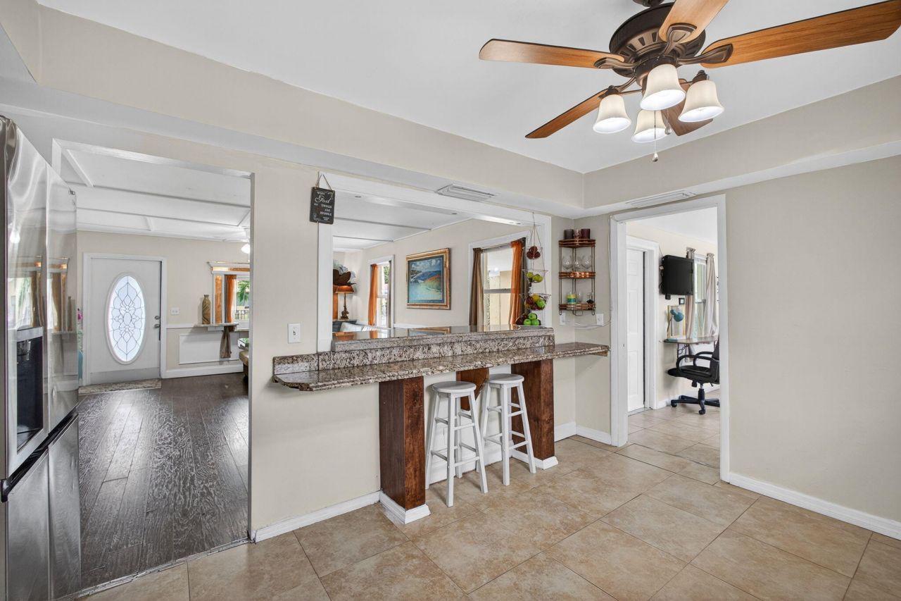 1136 W 7th Street, Riviera Beach, FL 33404 Photo