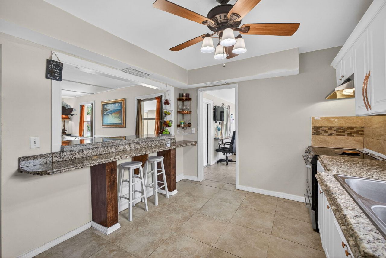 1136 W 7th Street, Riviera Beach, FL 33404 Photo