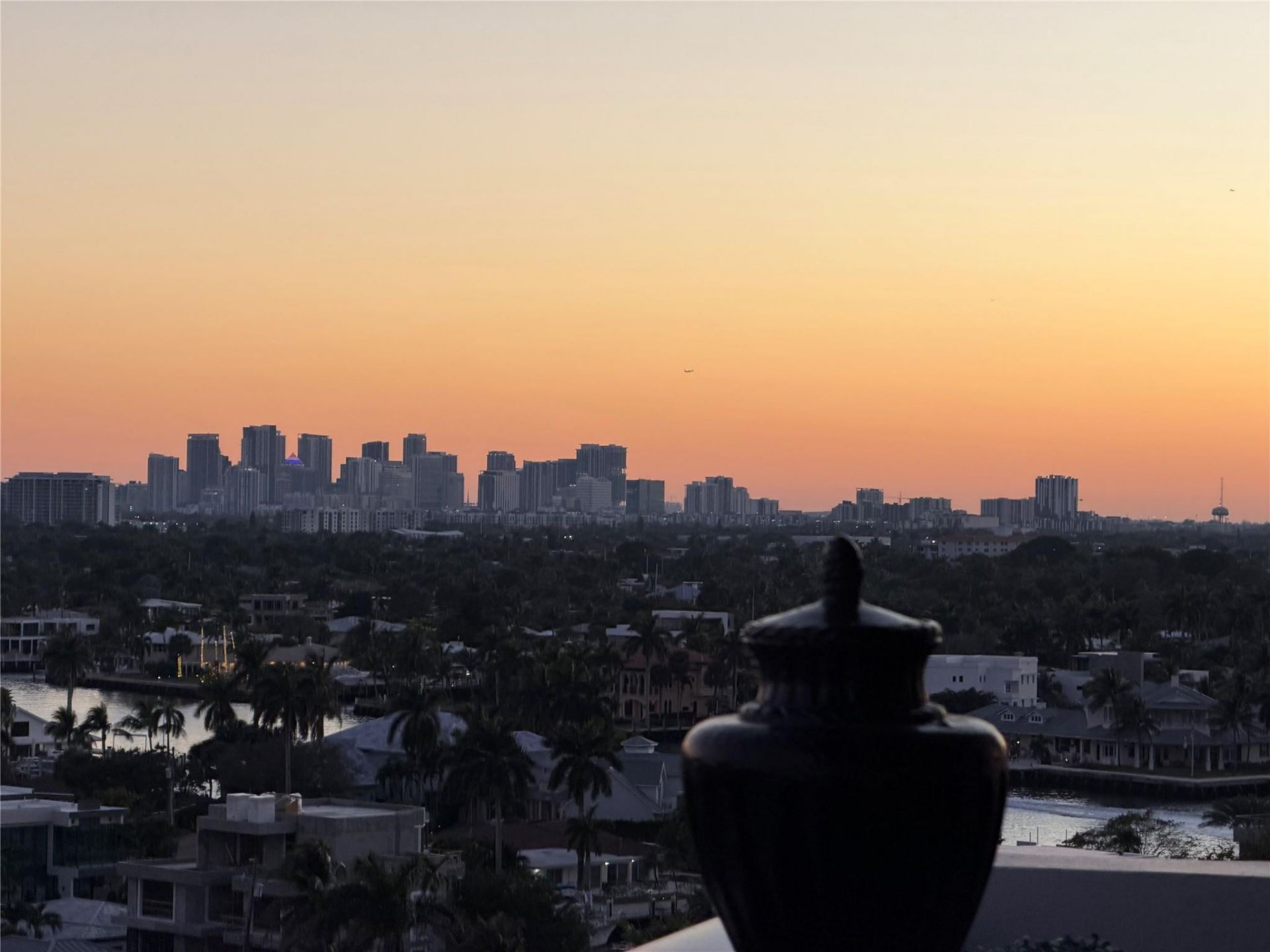 2701 N Ocean Boulevard, Unit 11d, Fort Lauderdale, FL 33308 Photo