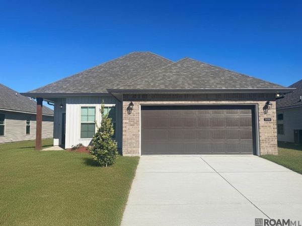 2158 Sherri's Way, Port Allen, LA 70767