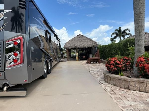 267 NW Hazard Way, Port St Lucie, FL 34986