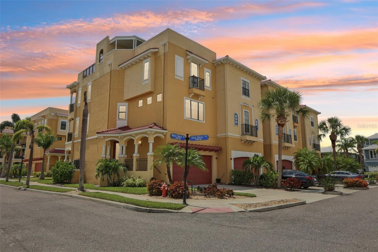 6413 Mayra Shores Lane, Apollo Beach, FL 33572 Main Photo