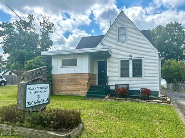 1542 Woodland Street NE, Warren, OH 44483