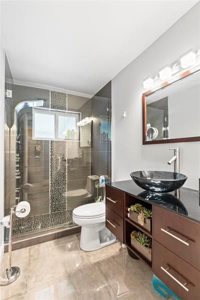 2501 NW 8th Avenue, Wilton Manors, FL 33311 Photo