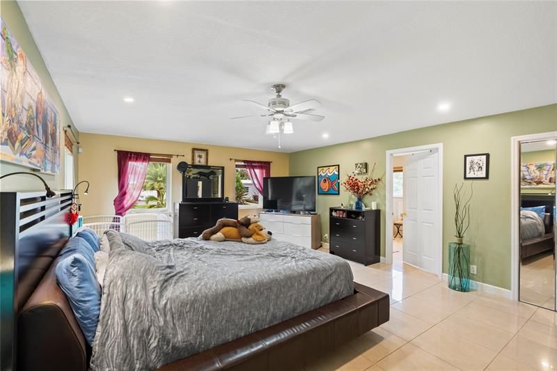 2501 NW 8th Avenue, Wilton Manors, FL 33311 Photo