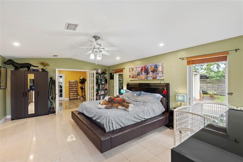 2501 NW 8th Avenue, Wilton Manors, FL 33311 Photo