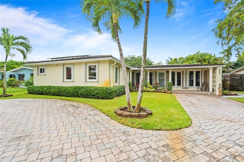 2501 NW 8th Avenue, Wilton Manors, FL 33311 Photo