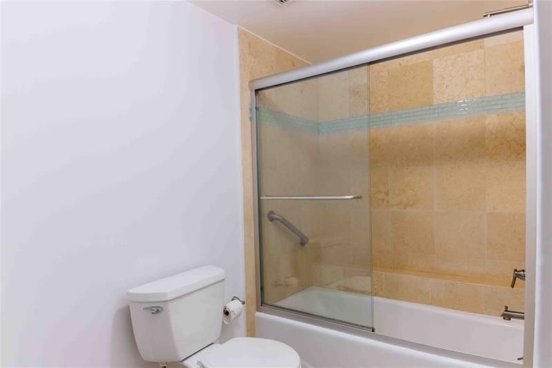 2851 NE 183rd Street, Unit 1411-15E, Aventura, FL 33160 Photo