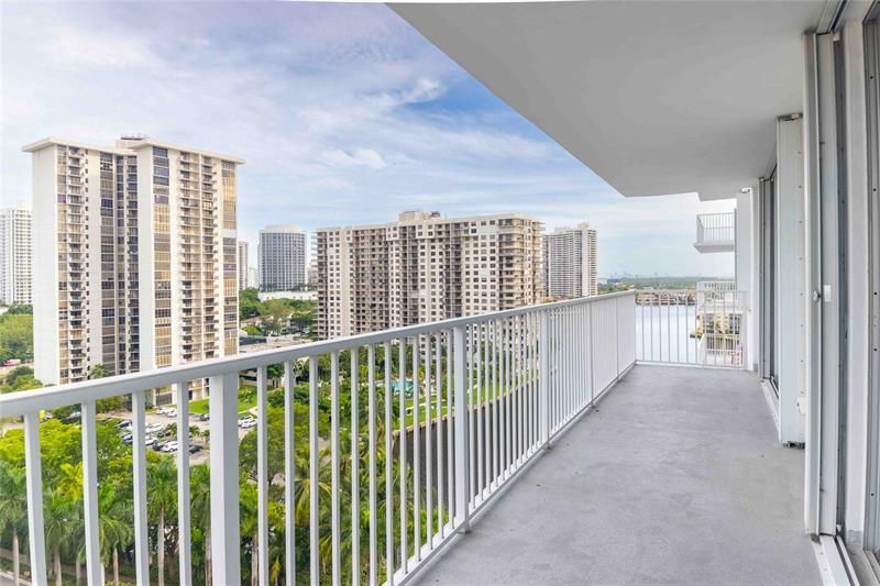 2851 NE 183rd Street, Unit 1411-15E, Aventura, FL 33160 Photo