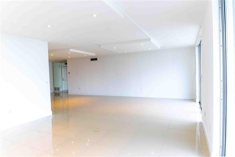 2851 NE 183rd Street, Unit 1411-15E, Aventura, FL 33160 Photo