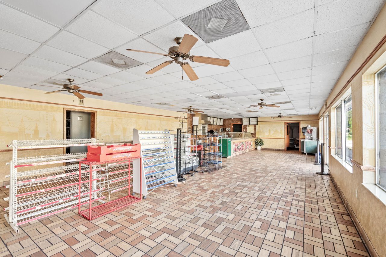 5 Lane Street Photo 19