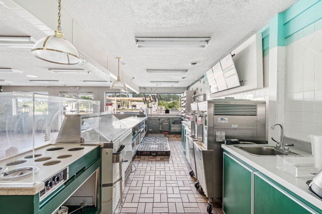 5 Lane Street Photo 25